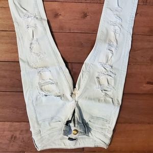 American Eagle Super low Legging light wash distressed jeans